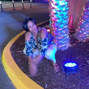 Meet your Posher, Jacqueline